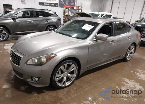 2013 Infiniti M37 z USA, uszkodzony, nr VIN JN1BY1AP8DM510830
